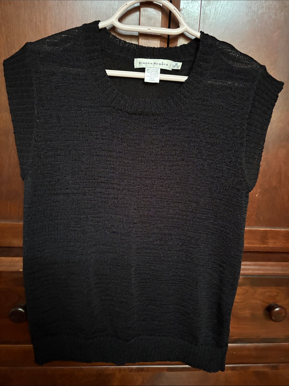 Bianca Nygård Black Knit Cap-Sleeve Tank